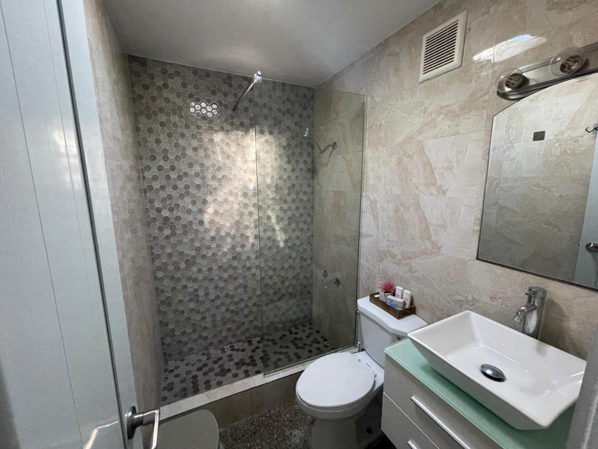 “Lucor D-Eight House” New Entire Home In The Town… Rincón Extérieur photo